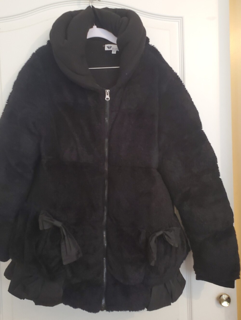 Martino Girls Black Plush Fleecy Hooded Winter Coat sz 12